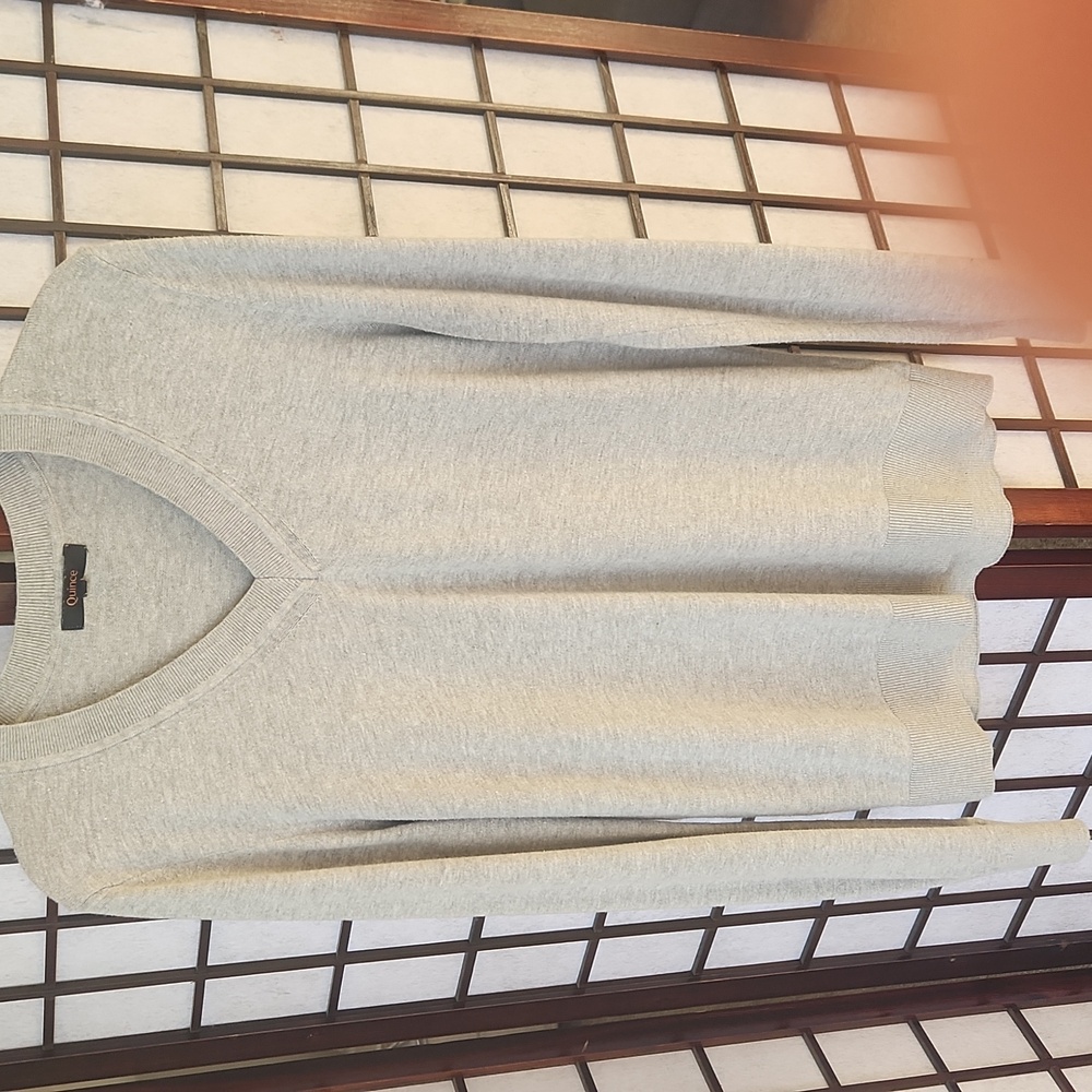 Quince Light Gray V-Neck Women's Sweater